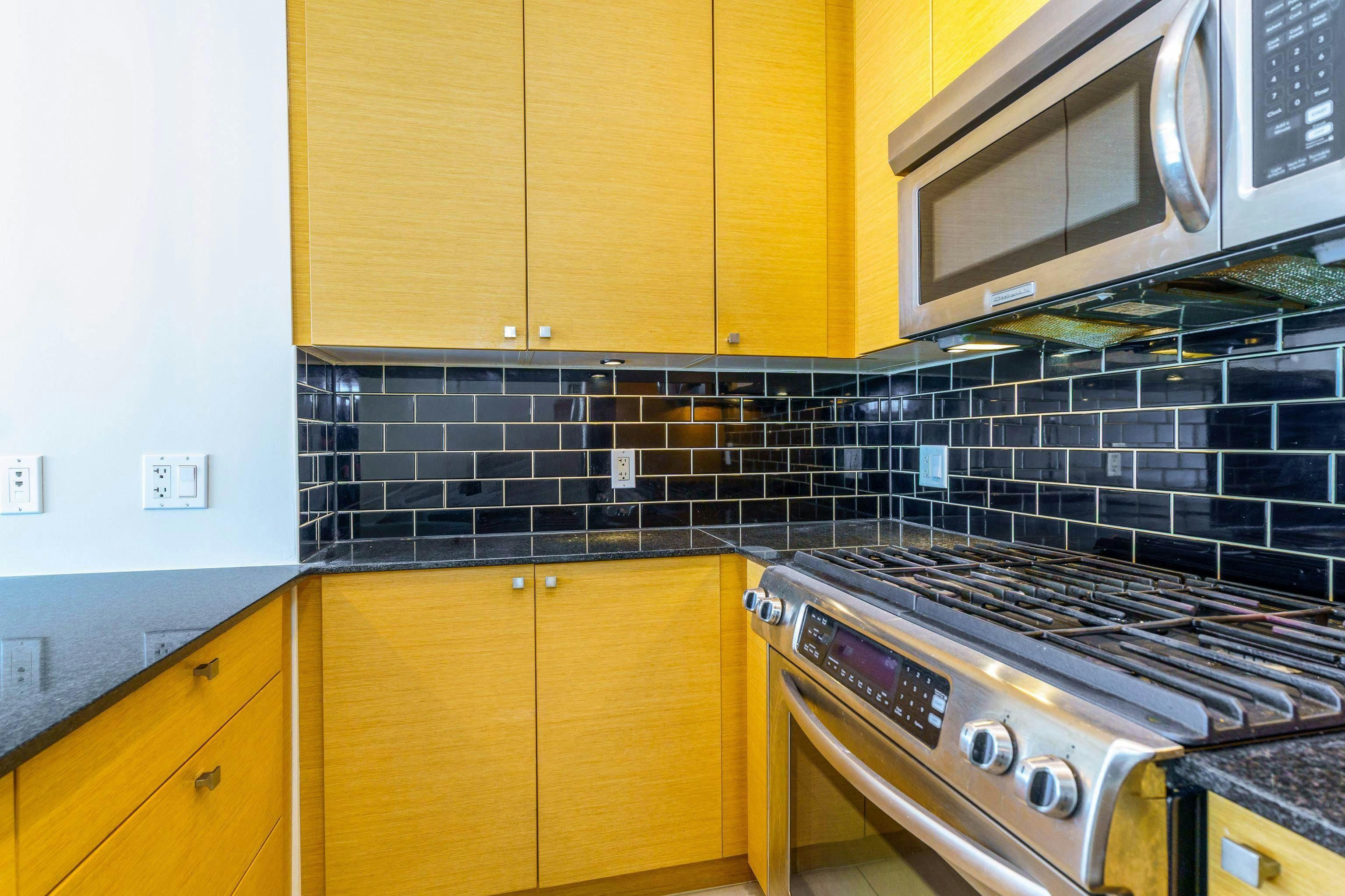 1003-110 Brew Street, Port Moody, BC, V5G 4L7 - 15