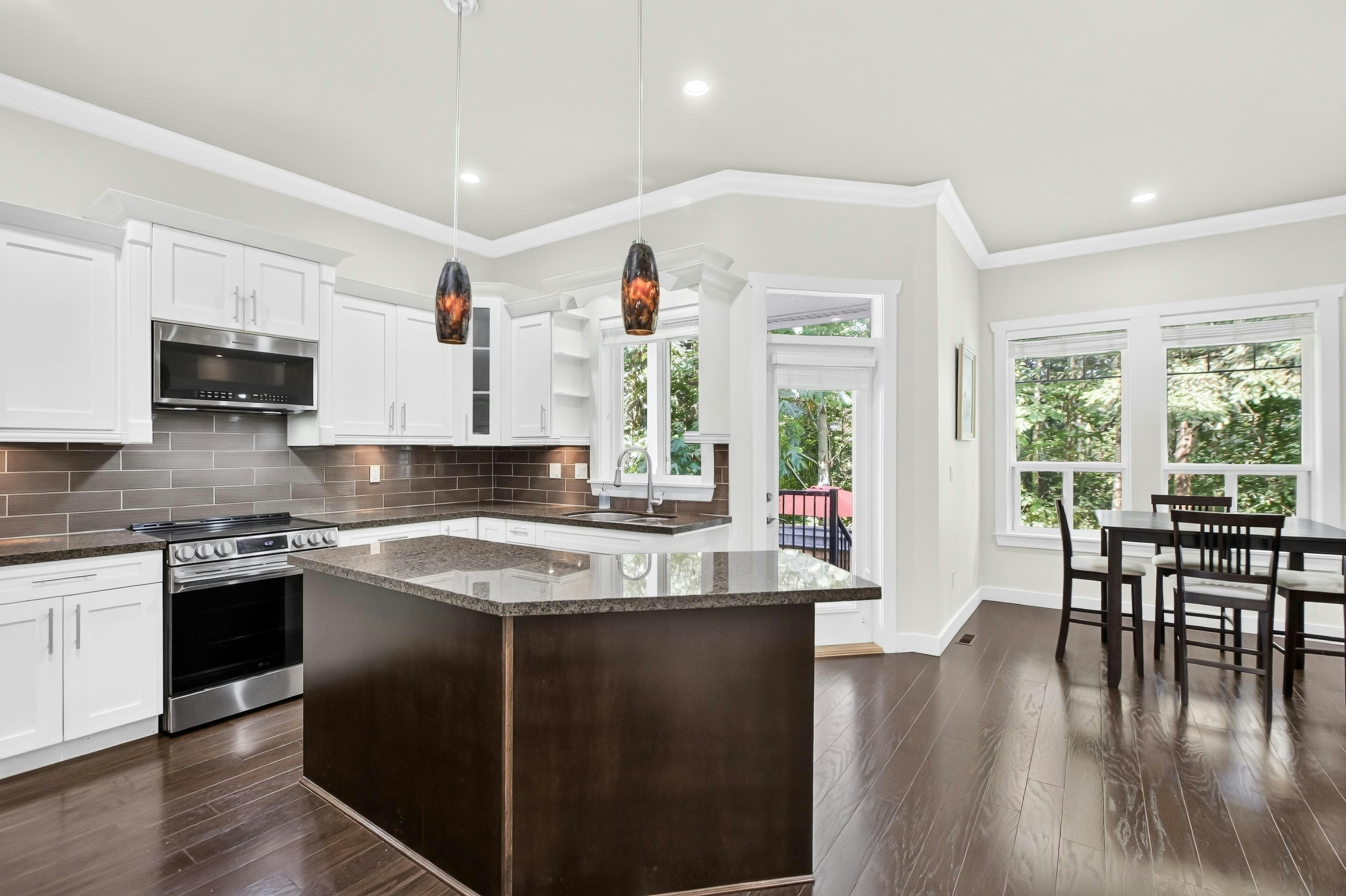 8266 211 Street, Langley, BC, V2Y 0E4 - 6