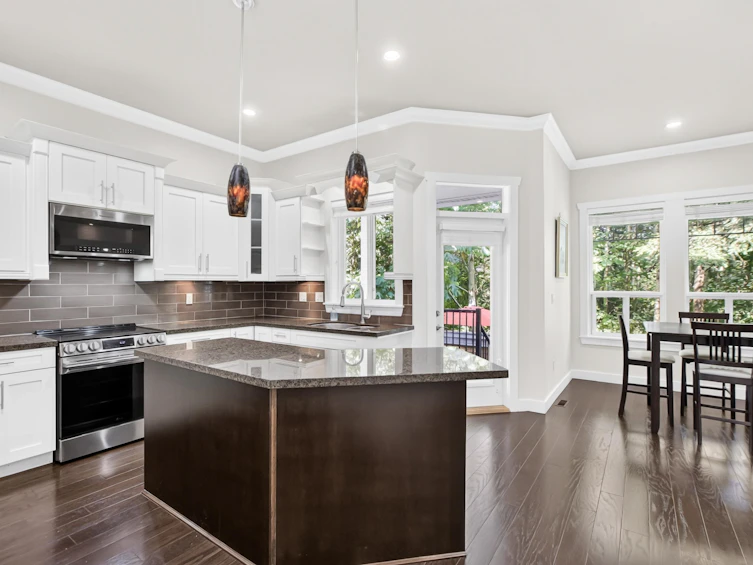 8266 211 Street, Langley, BC, V2Y 0E4 - 6