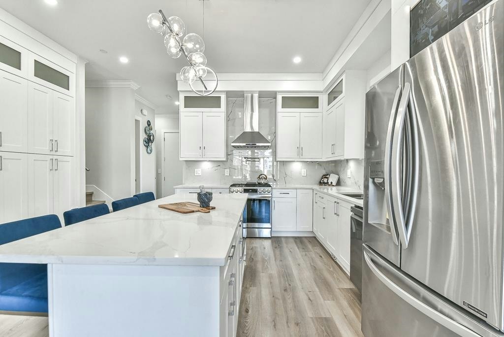 7424 196 Street, Surrey, BC, V3A 7X8 - 12