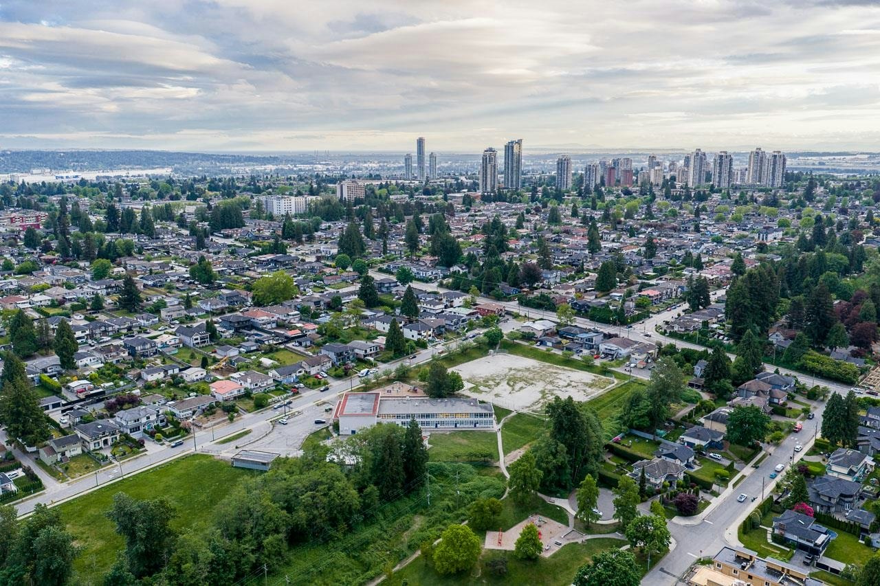 2-6740 Canada Way, Burnaby, BC, V5E 3R1 - 28