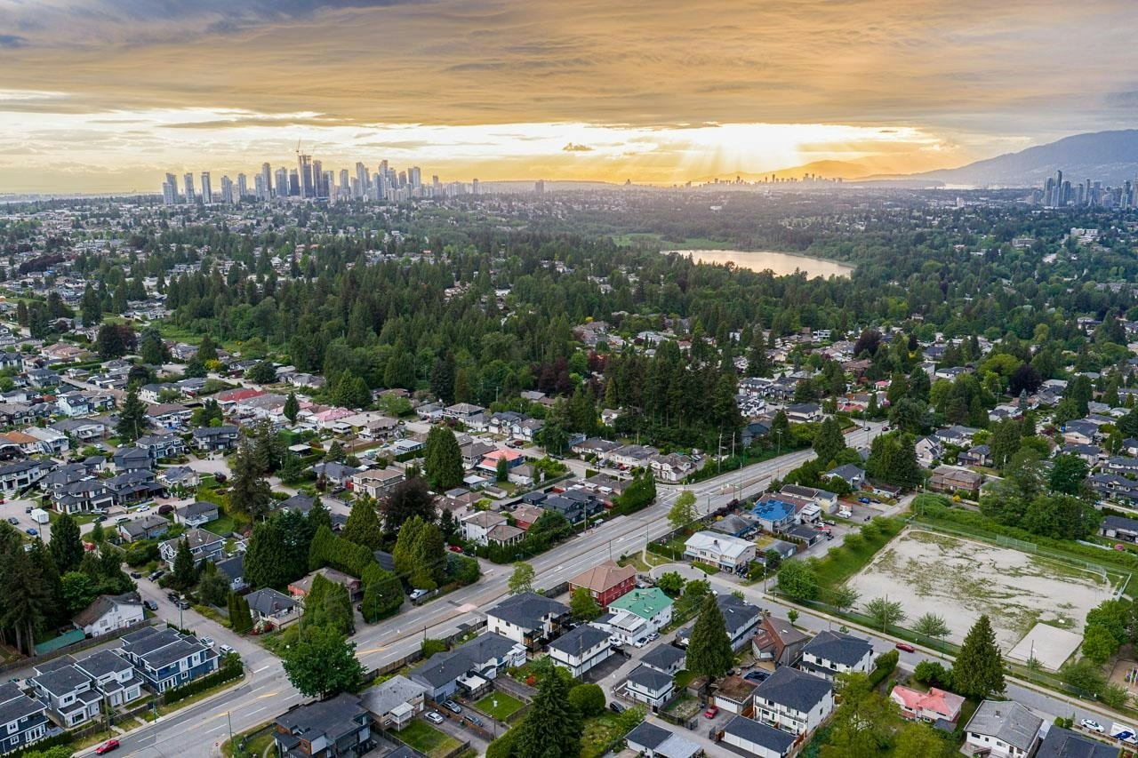 2-6740 Canada Way, Burnaby, BC, V5E 3R1 - 29