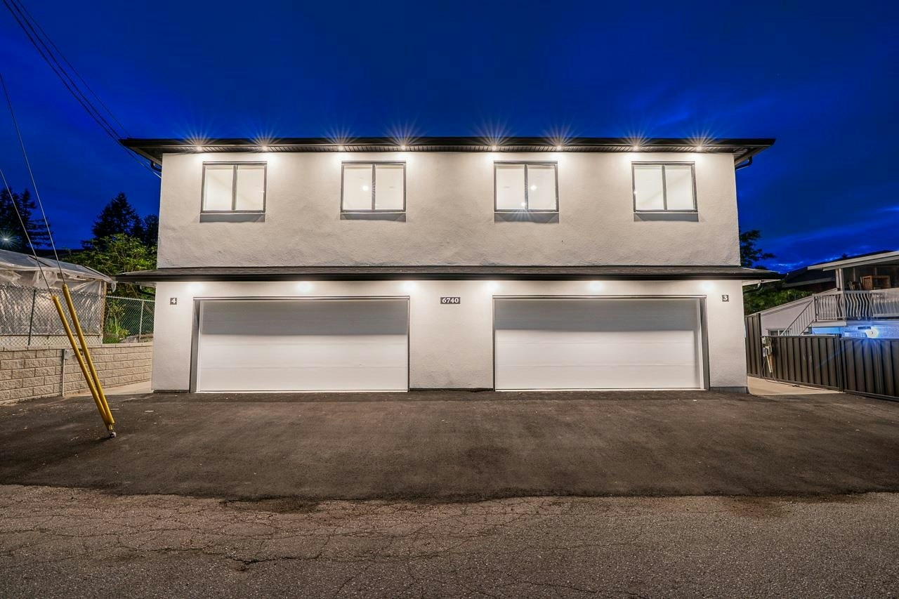 2-6740 Canada Way, Burnaby, BC, V5E 3R1 - 23