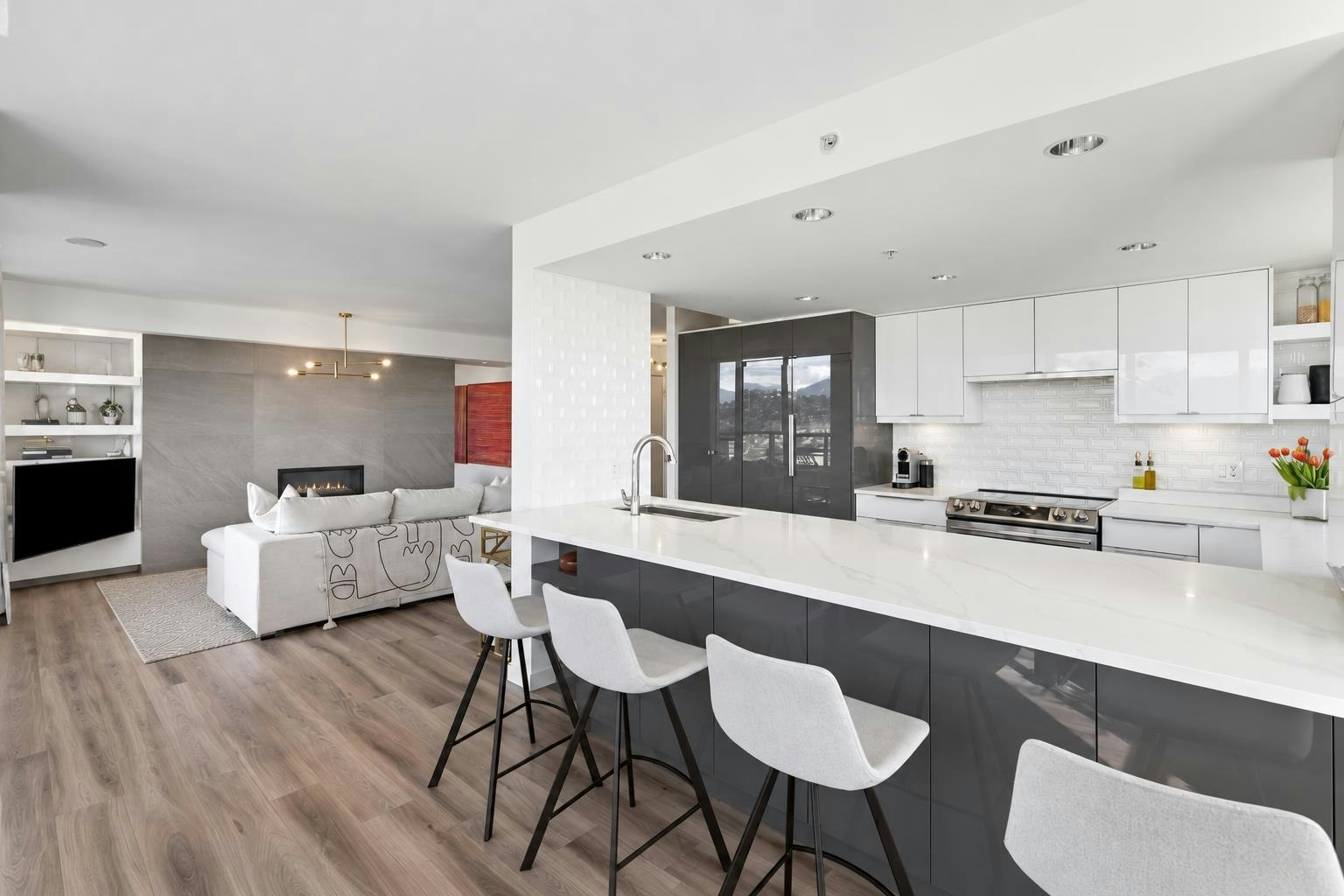 3203-2138 Madison Avenue, Burnaby, BC, V5C 6T6 - 4
