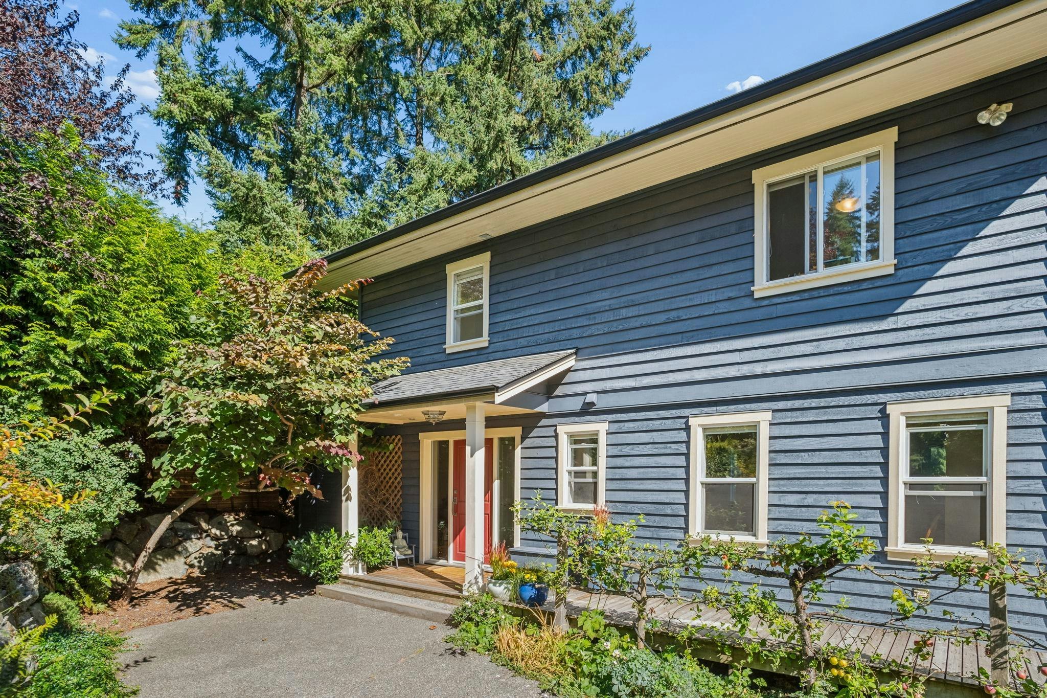965 Village Drive, Bowen Island, BC, V0N 1G1