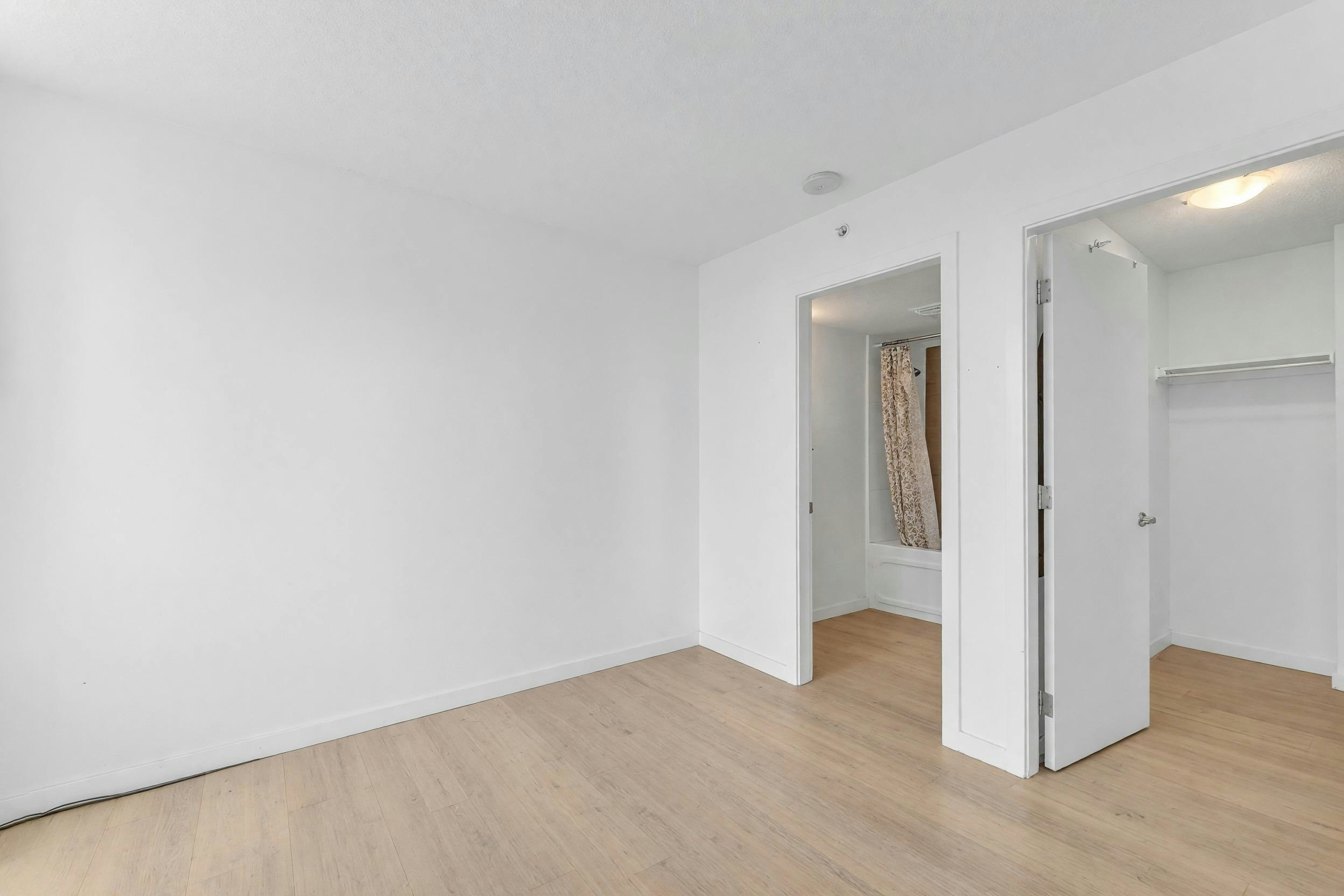 807-9981 Whalley Boulevard, Surrey, BC, V3T 0G6 - 26