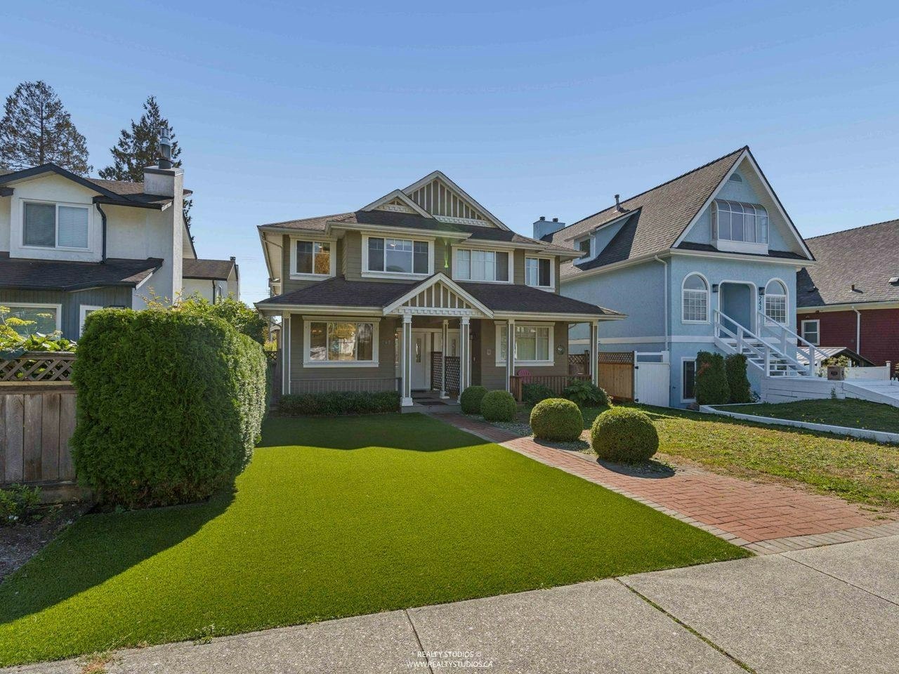 247 E 19th Street, North Vancouver, BC, V7L 2Z1