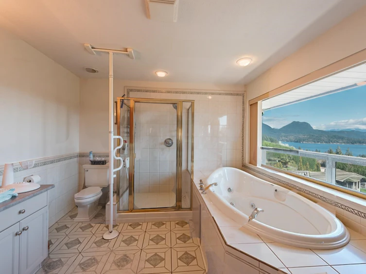1205 St Andrews Road, Gibsons, BC, V0N 1V1 - 23