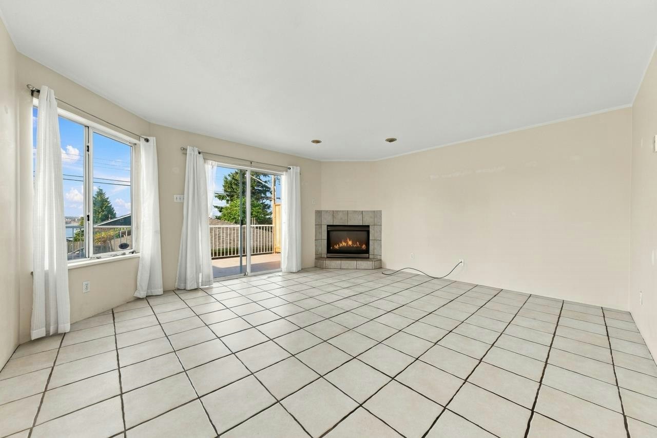 423-425 E 2nd Street, North Vancouver, BC, V7L 1C9 - 10