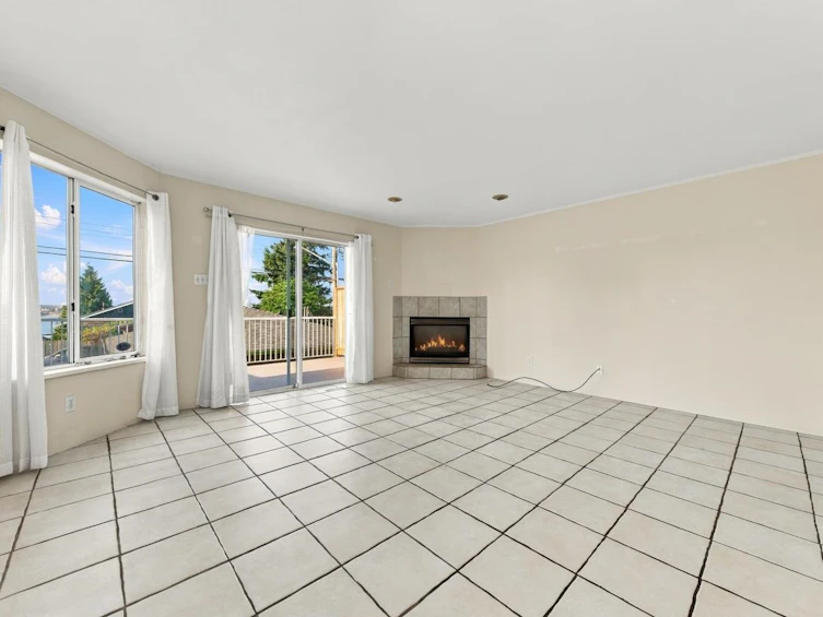 423-425 E 2nd Street, North Vancouver, BC, V7L 1C9 - 10