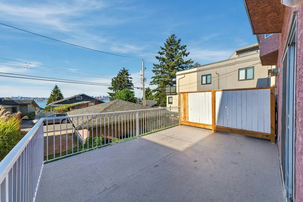423-425 E 2nd Street, North Vancouver, BC, V7L 1C9 - 13