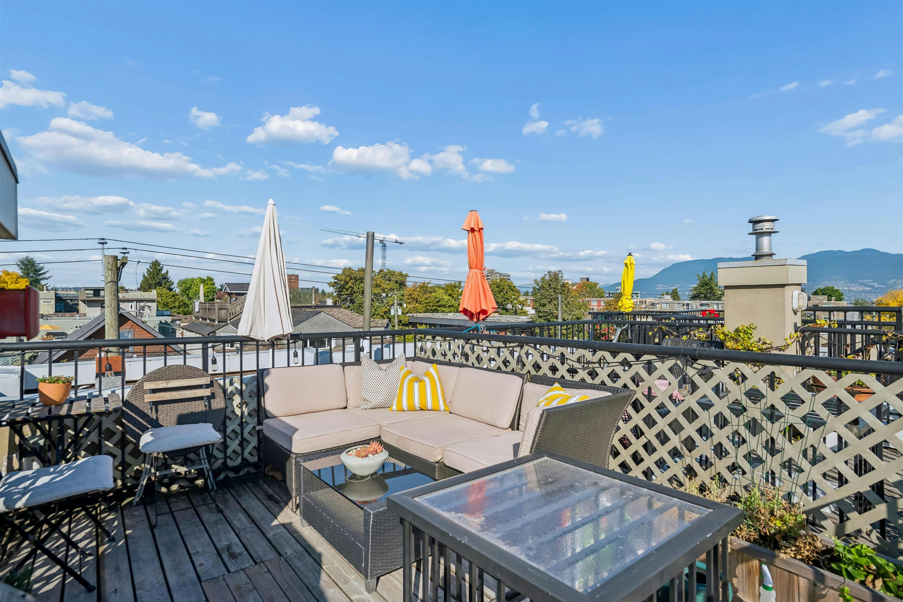 203-2190 W 5th Avenue, Vancouver, BC, V6K 1S2 - 13
