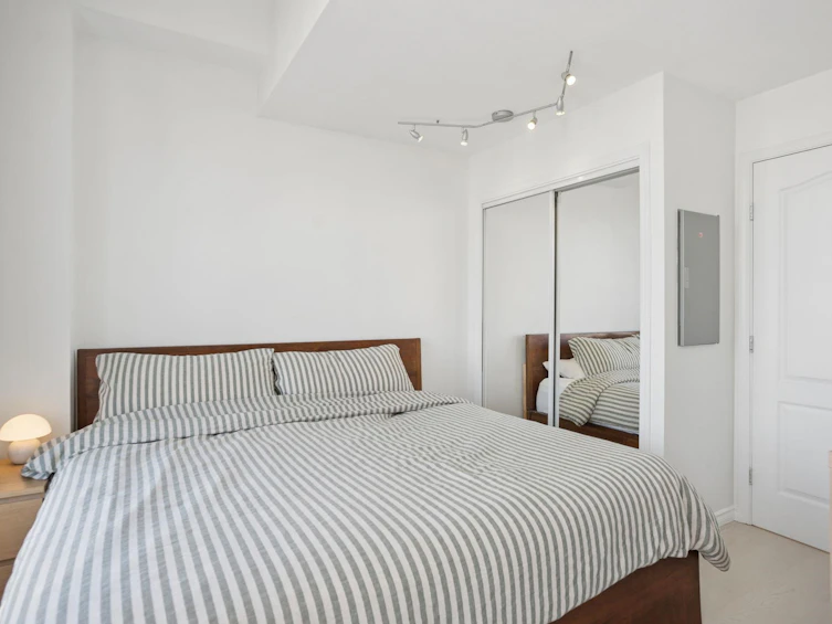203-2190 W 5th Avenue, Vancouver, BC, V6K 1S2 - 10