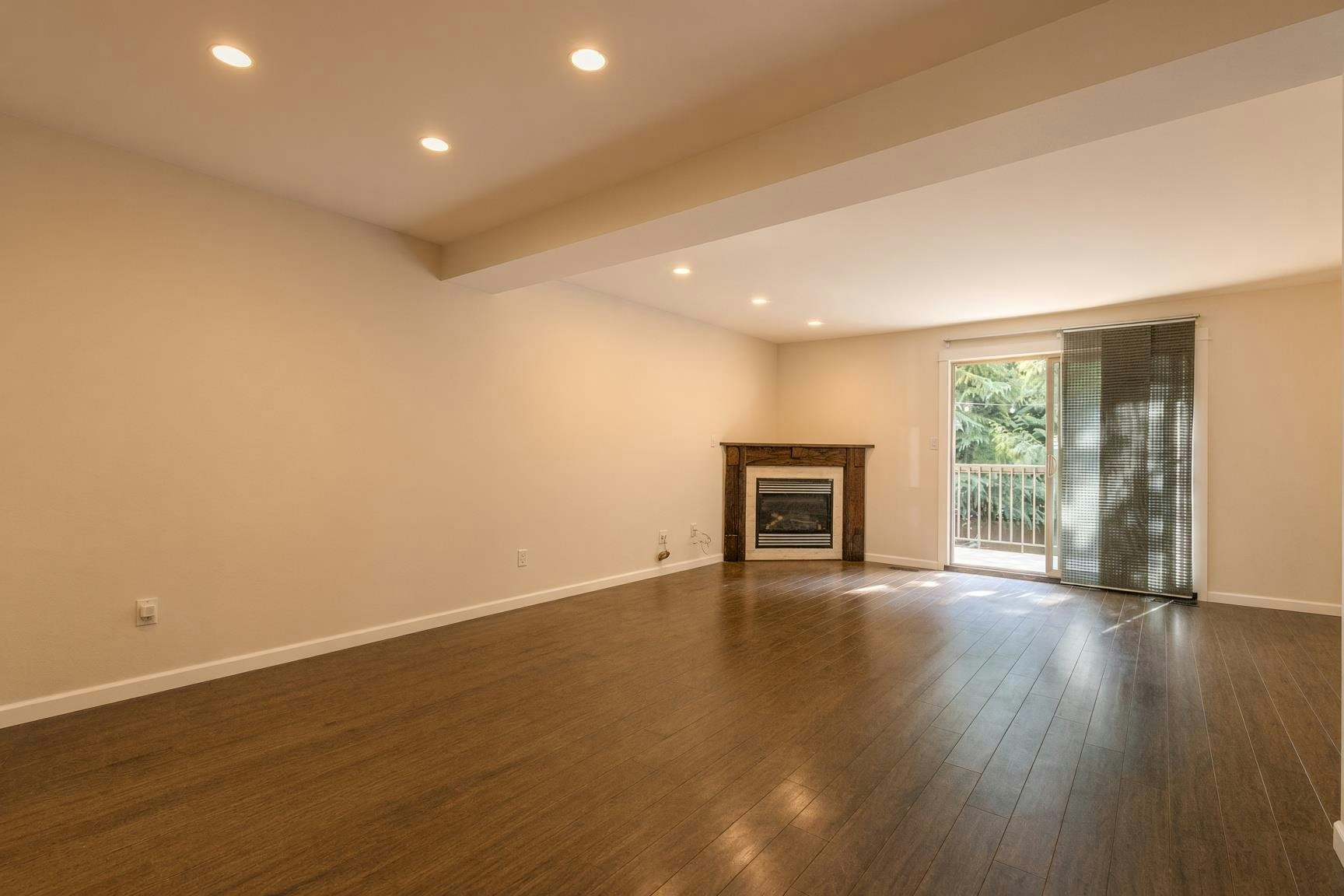 6890 Beechcliffe Drive, Burnaby, BC, V5B 4R3 - 10
