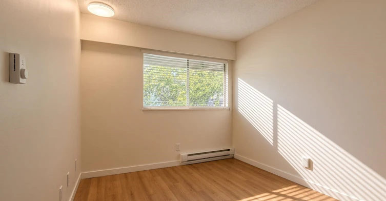 6890 Beechcliffe Drive, Burnaby, BC, V5B 4R3 - 24