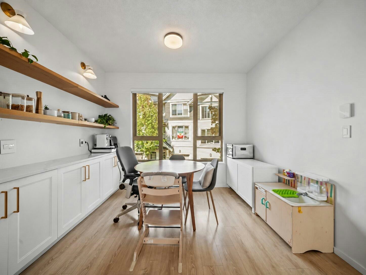 186-3105 Dayanee Springs Boulevard, Coquitlam, BC, V3E 0C2 - 11