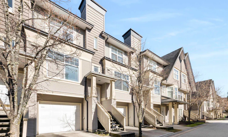 42-3711 Robson Court
