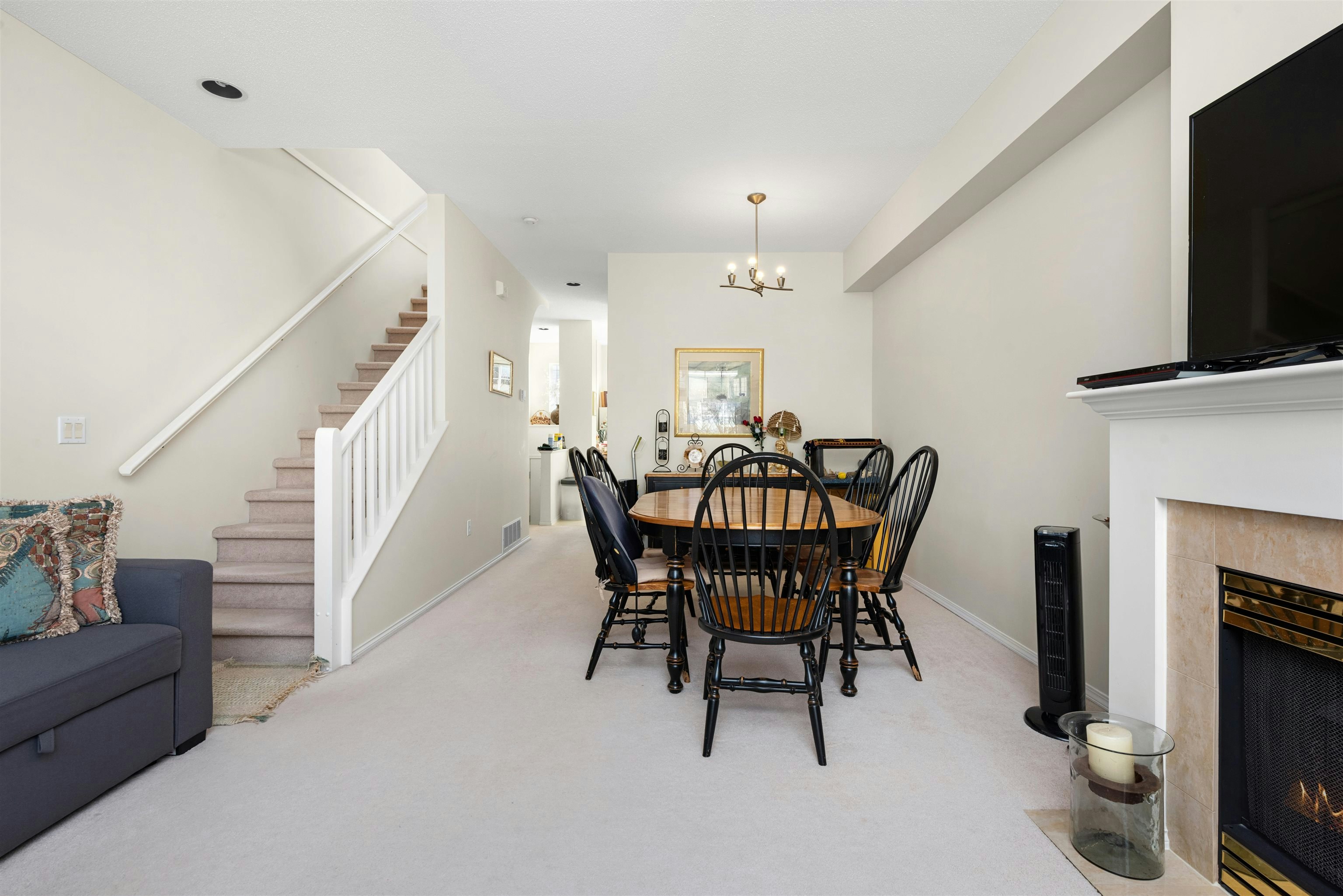42-3711 Robson Court - 4