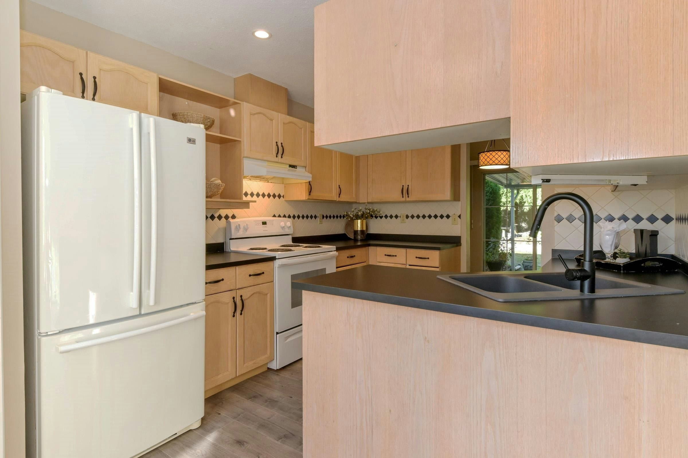 39-6140 192 Street, Surrey, BC, V3S 7V7 - 12