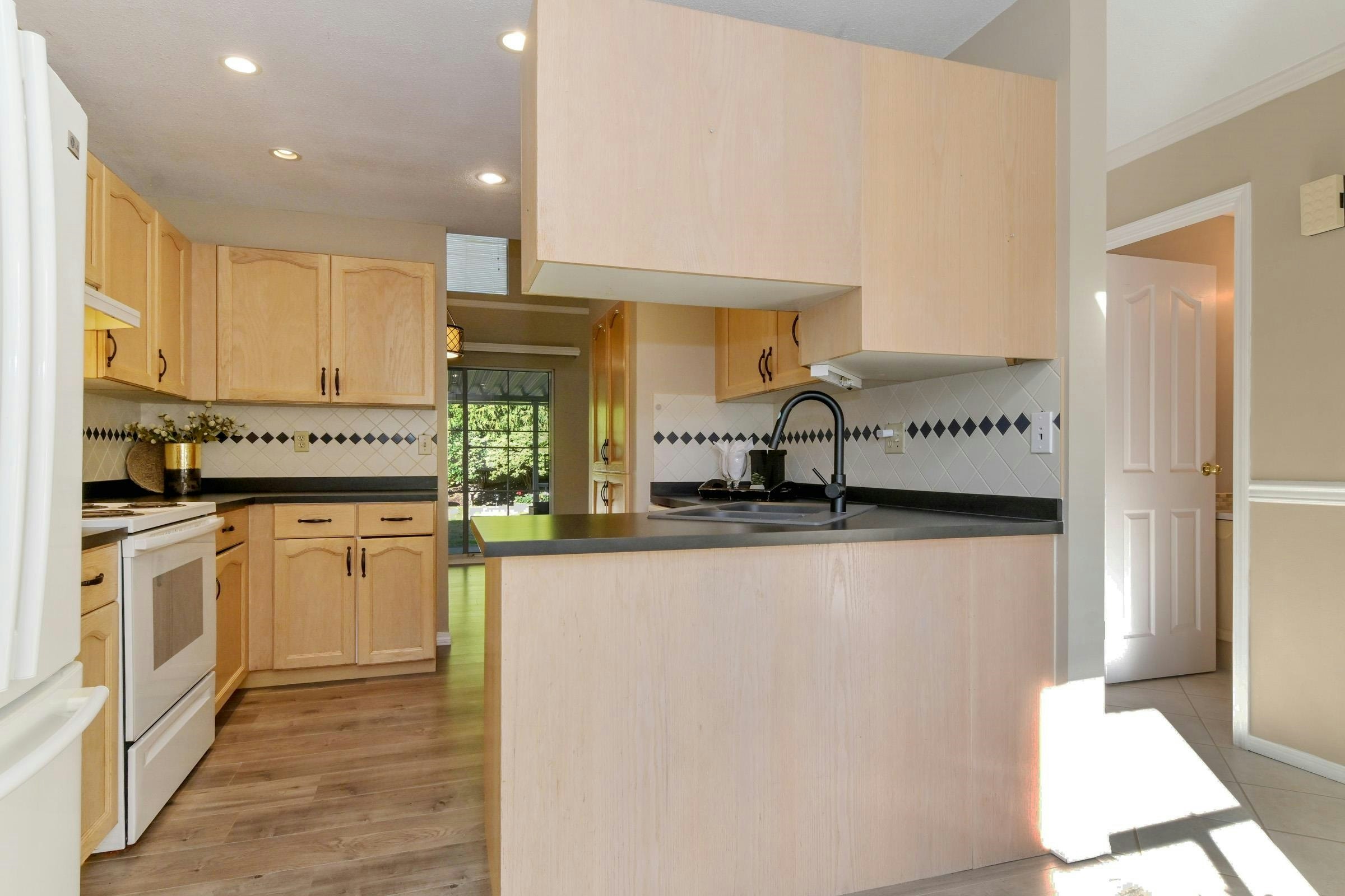 39-6140 192 Street, Surrey, BC, V3S 7V7 - 13
