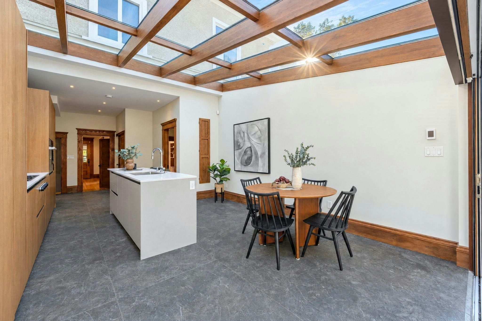 647 Prior Street - 2