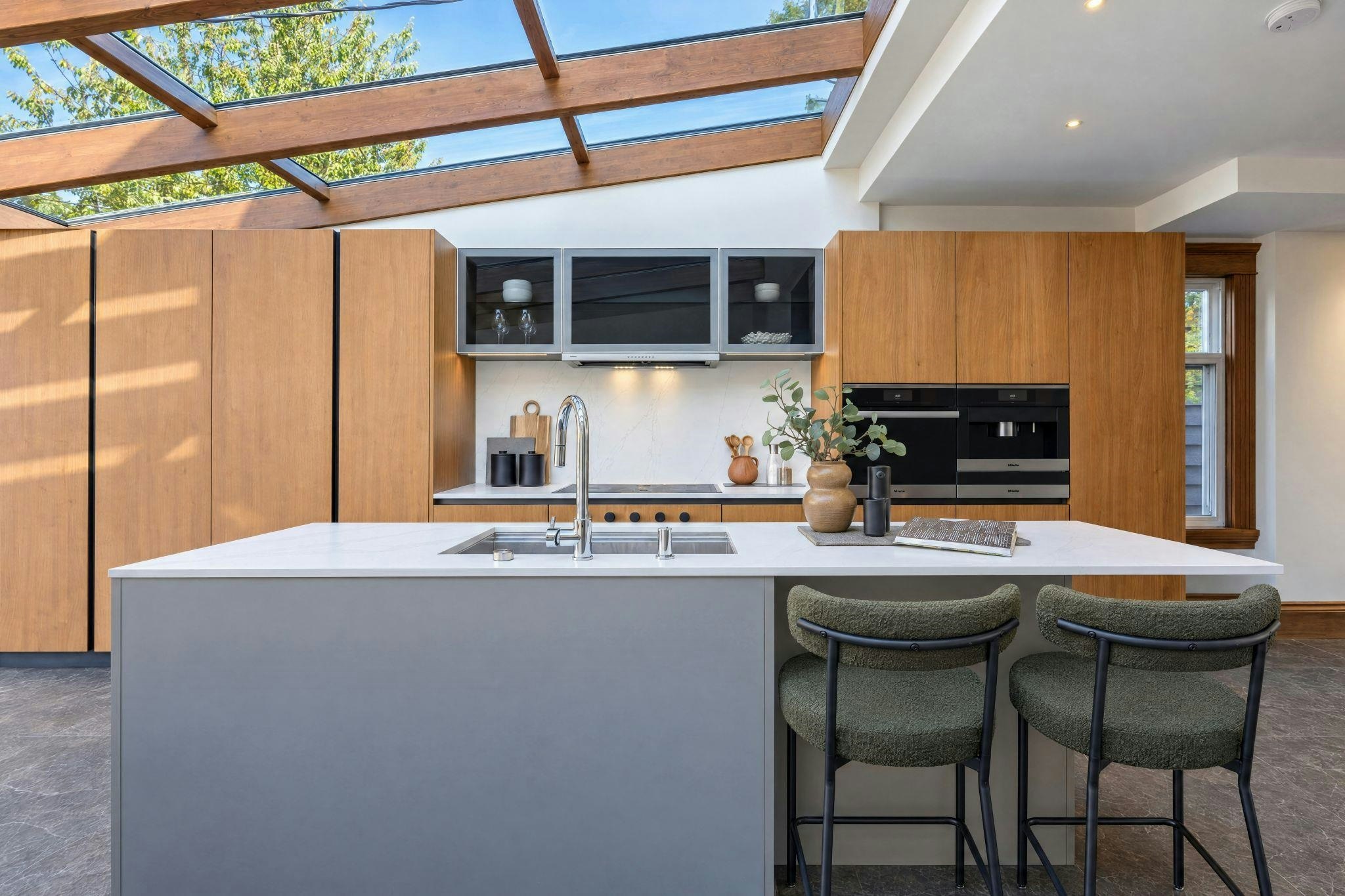 647 Prior Street - 3
