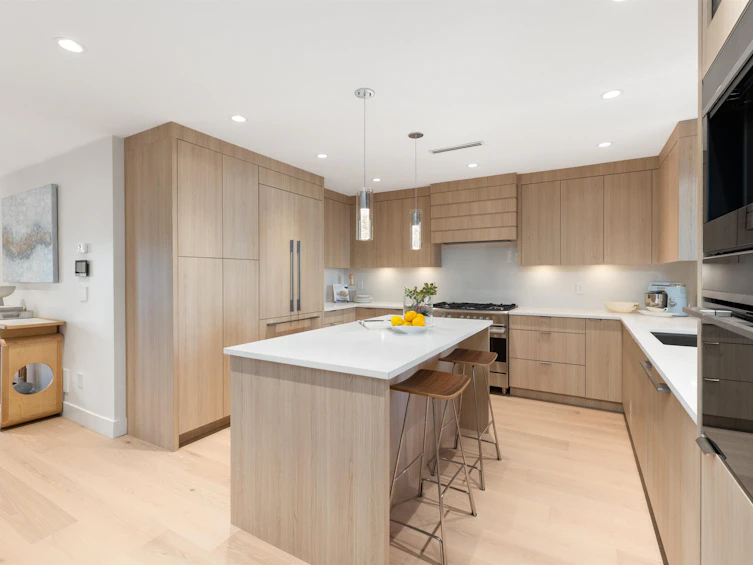806 Montroyal Boulevard, North Vancouver, BC, V7R 2G6 - 13