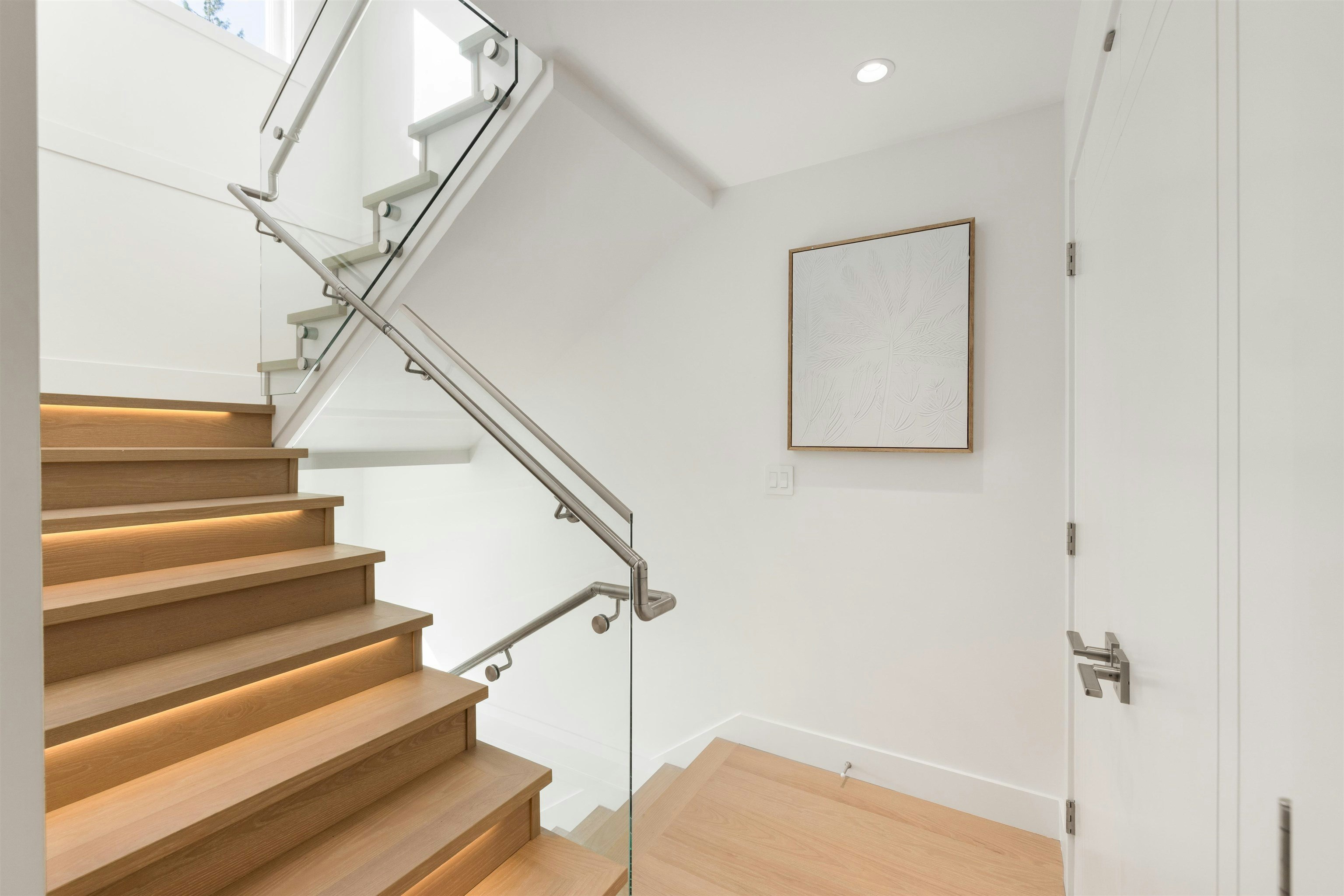 806 Montroyal Boulevard, North Vancouver, BC, V7R 2G6 - 24