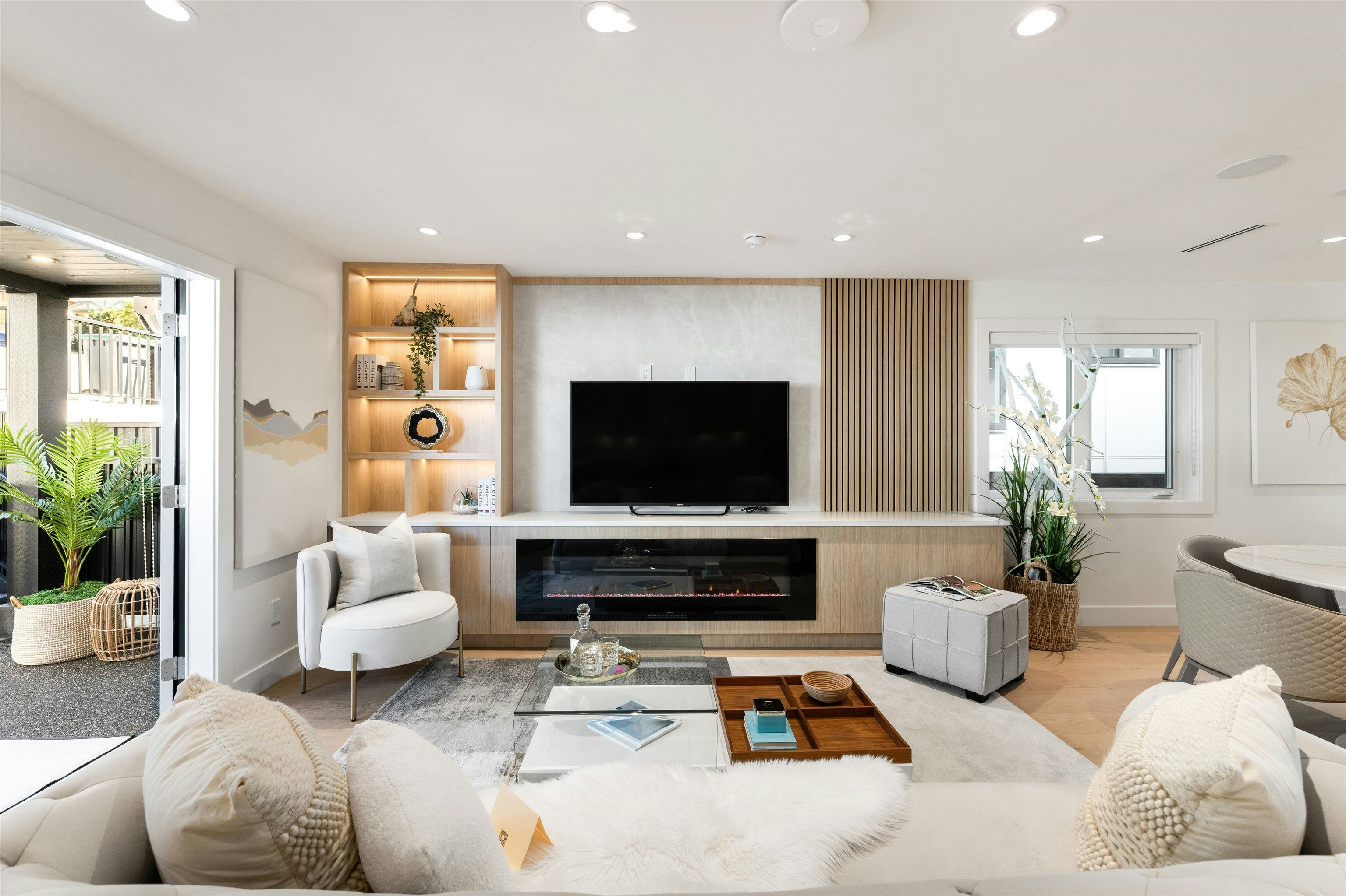806 Montroyal Boulevard, North Vancouver, BC, V7R 2G6 - 20