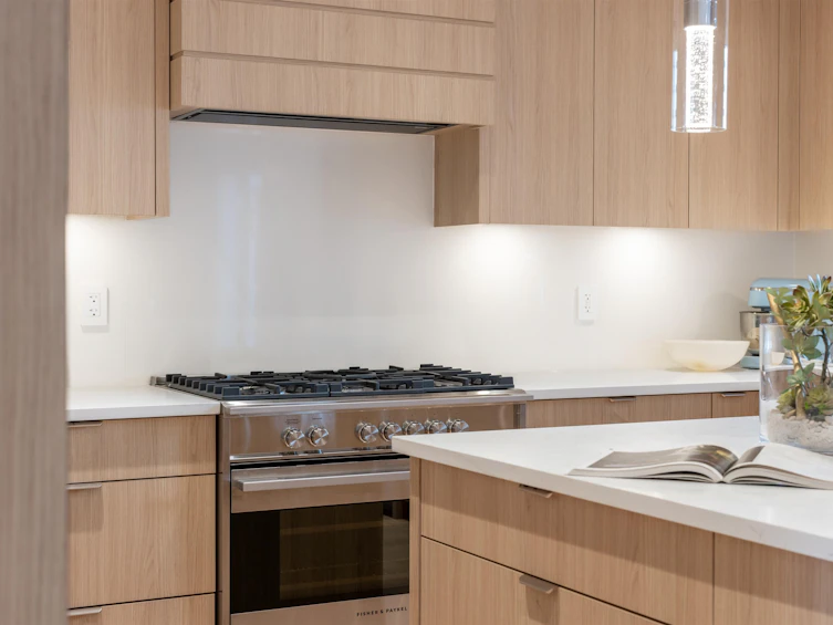 806 Montroyal Boulevard, North Vancouver, BC, V7R 2G6 - 10