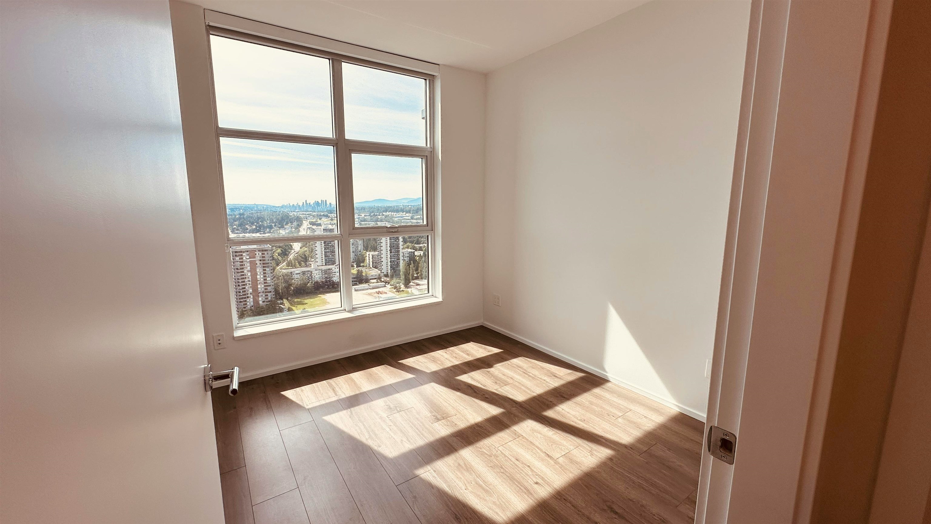 3xx7-3809 Evergreen Place, Burnaby, BC, V3J 0M1 - 4