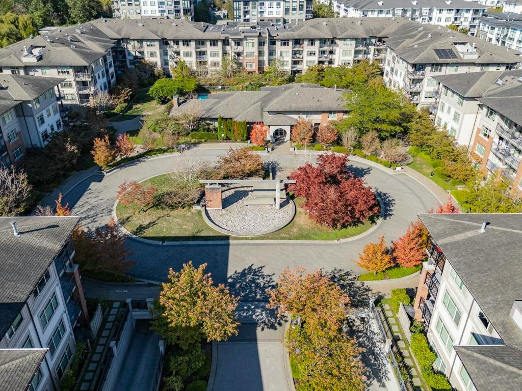 108-9299 Tomicki Avenue, Richmond, BC, V6X 0C5