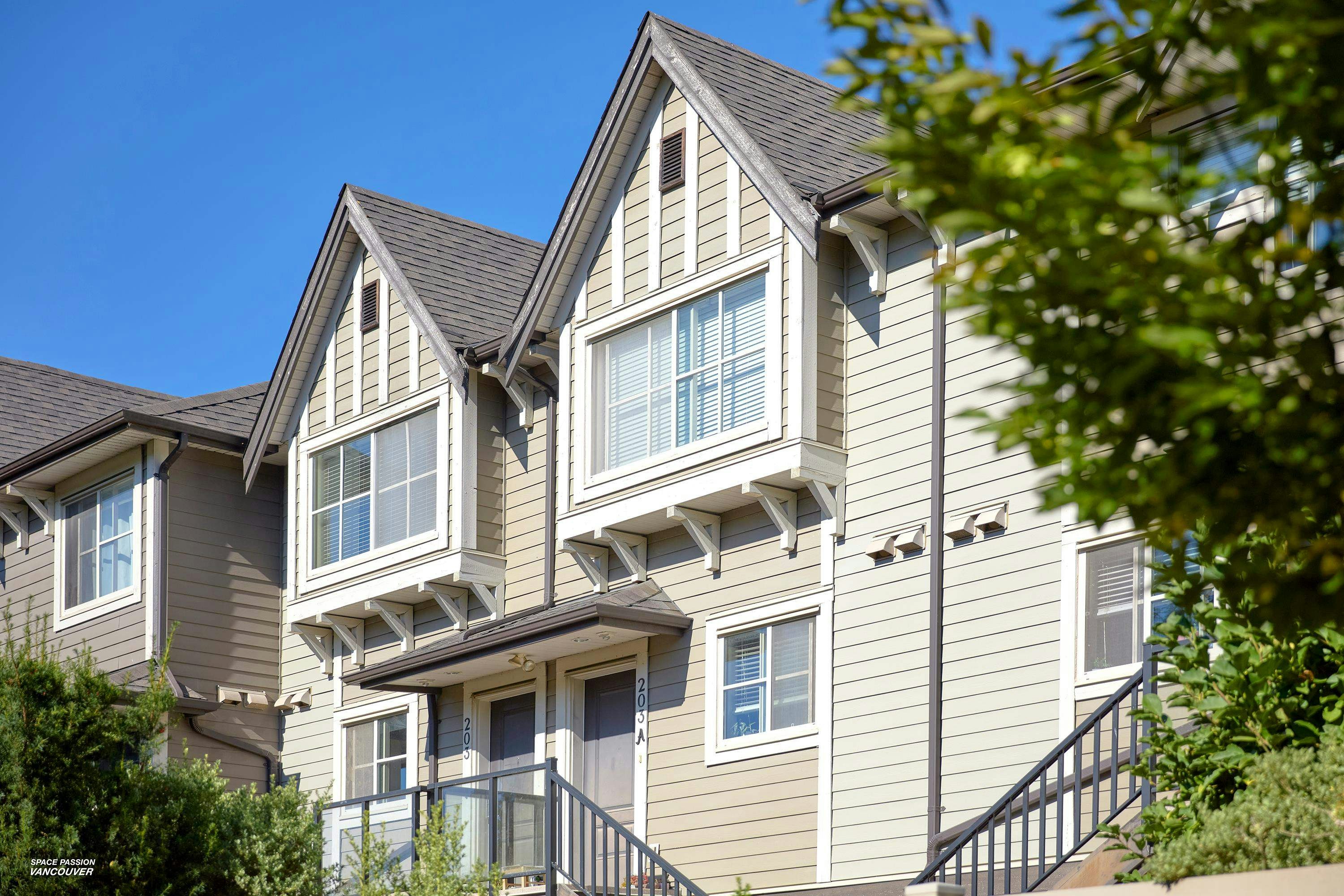 203A-7159 Stride Avenue, Burnaby, BC, V3N 1T8