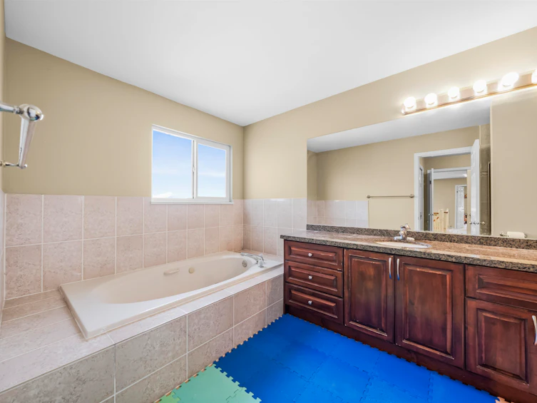 6012 124 Street, Surrey, BC, V3X 2C6 - 35