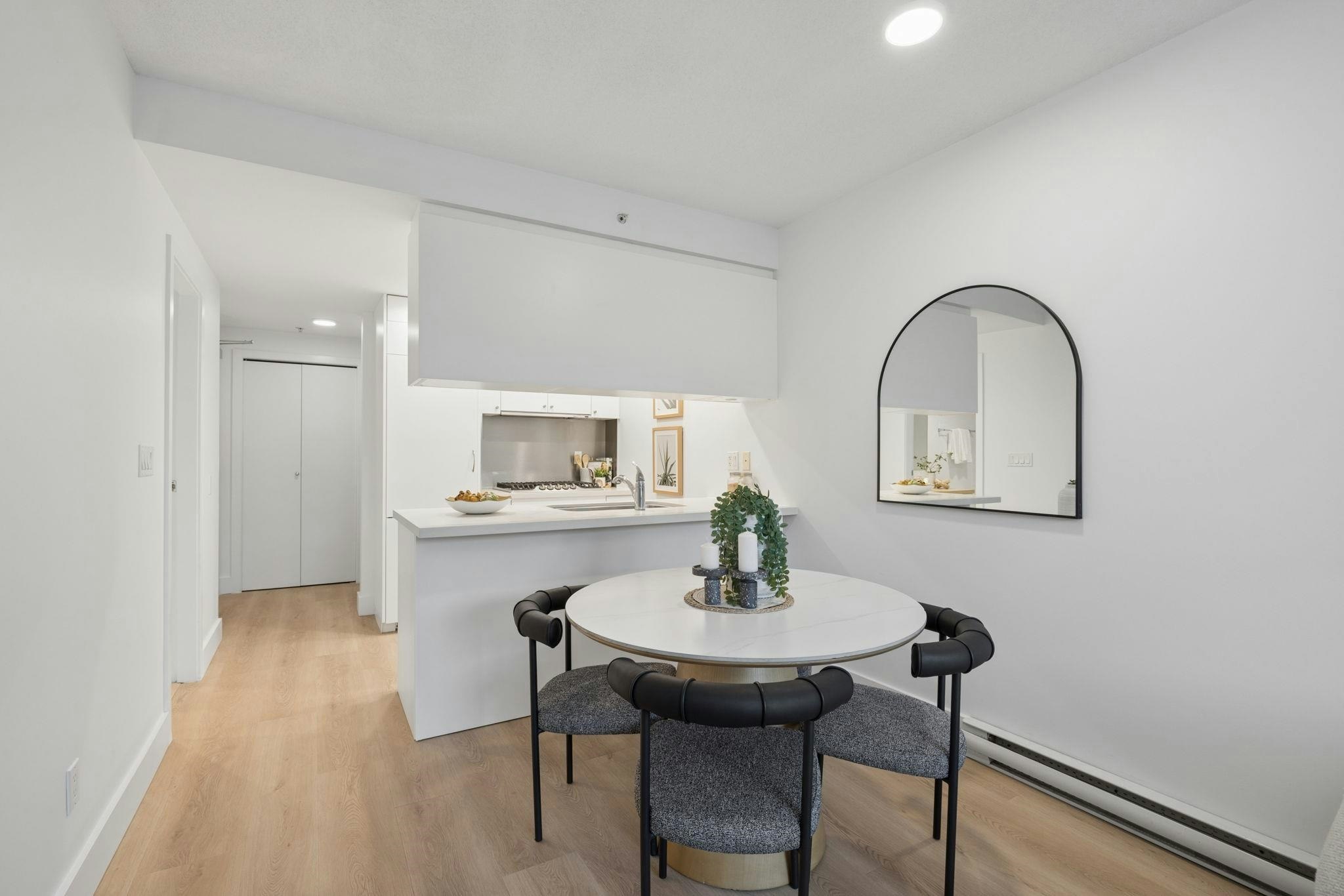 319-1133 Homer Street, Vancouver, BC, V6B 0B1 - 11