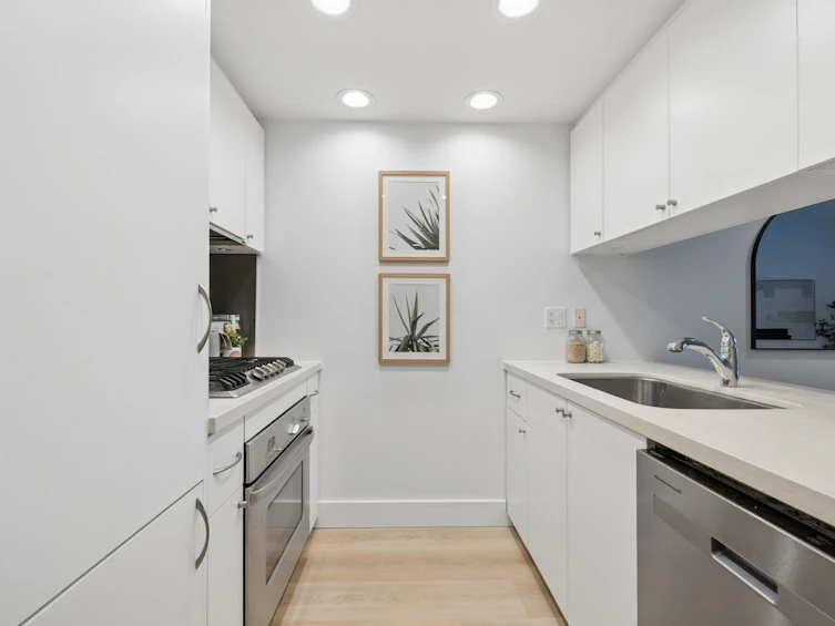 319-1133 Homer Street, Vancouver, BC, V6B 0B1 - 16