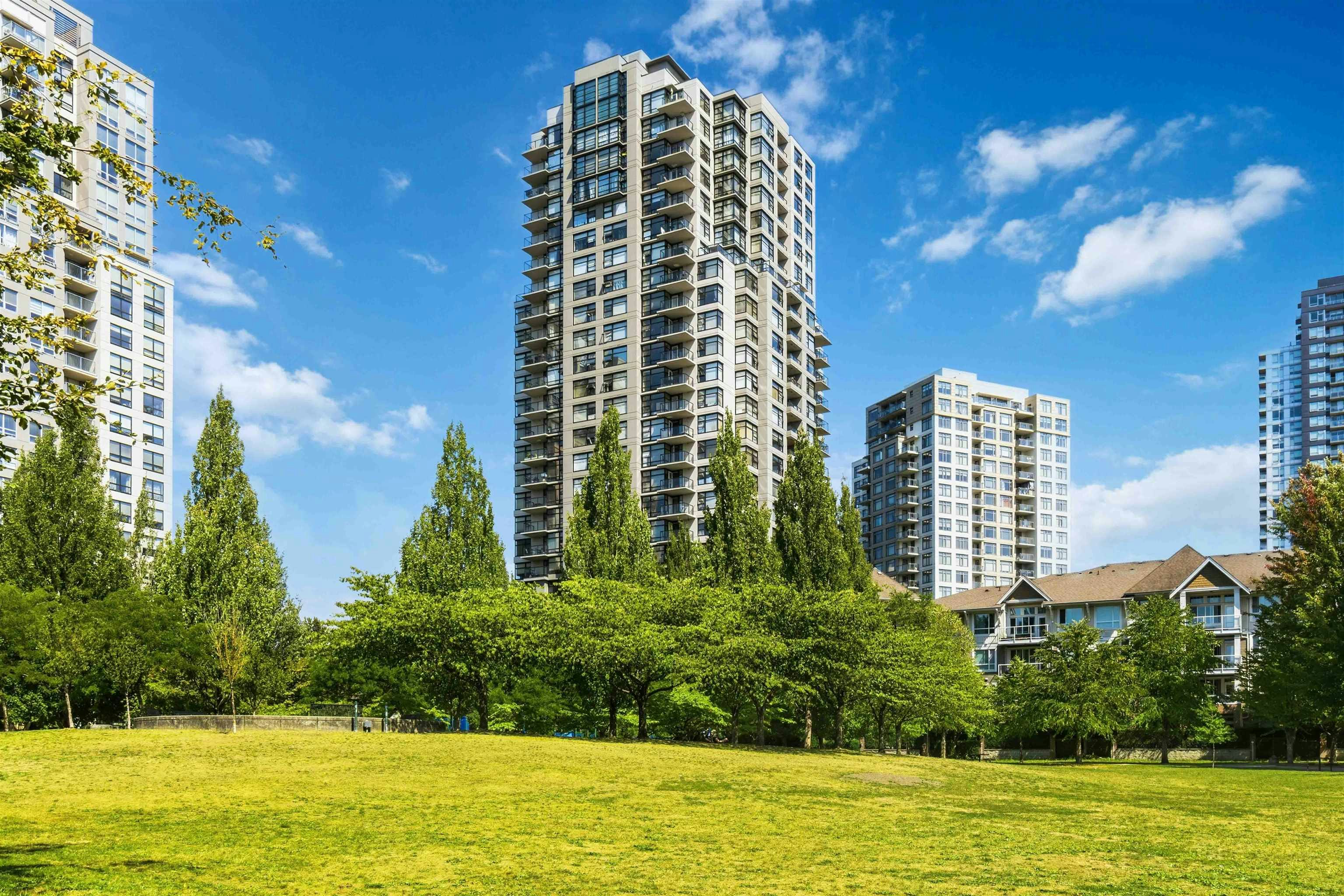 805-5380 Oben Street, Vancouver, BC, V5R 6H7