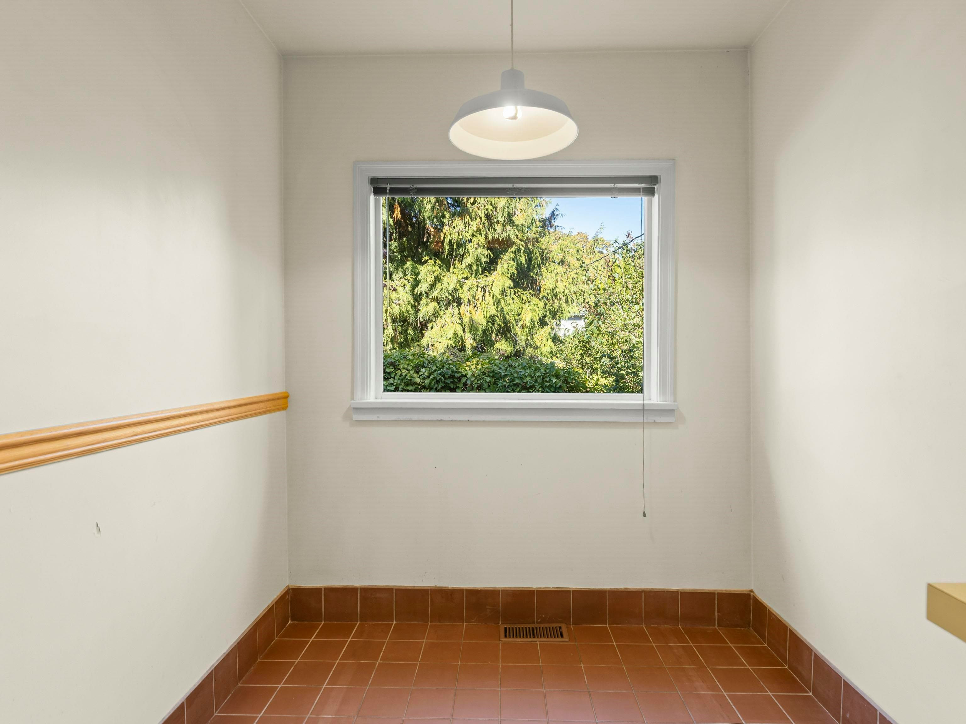 3989 W 19th Avenue, Vancouver, BC, V6S 1C9 - 8