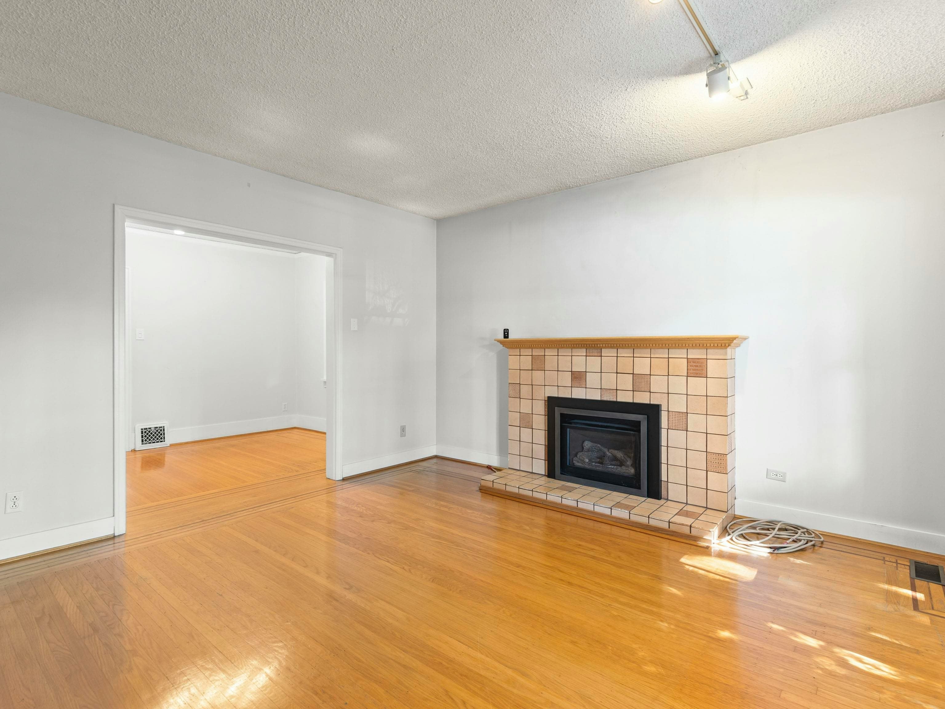 3989 W 19th Avenue - 5