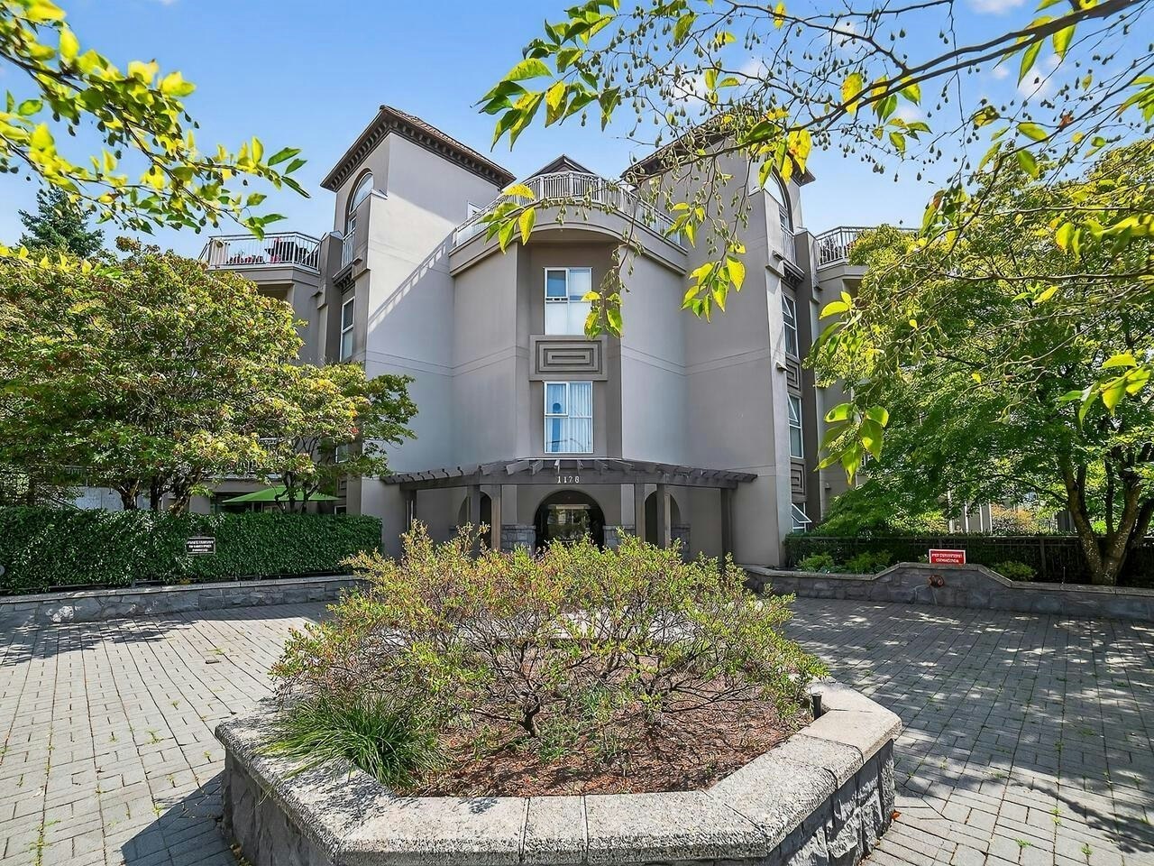 401-1128 Sixth Avenue, New Westminster, BC, V3M 6V8