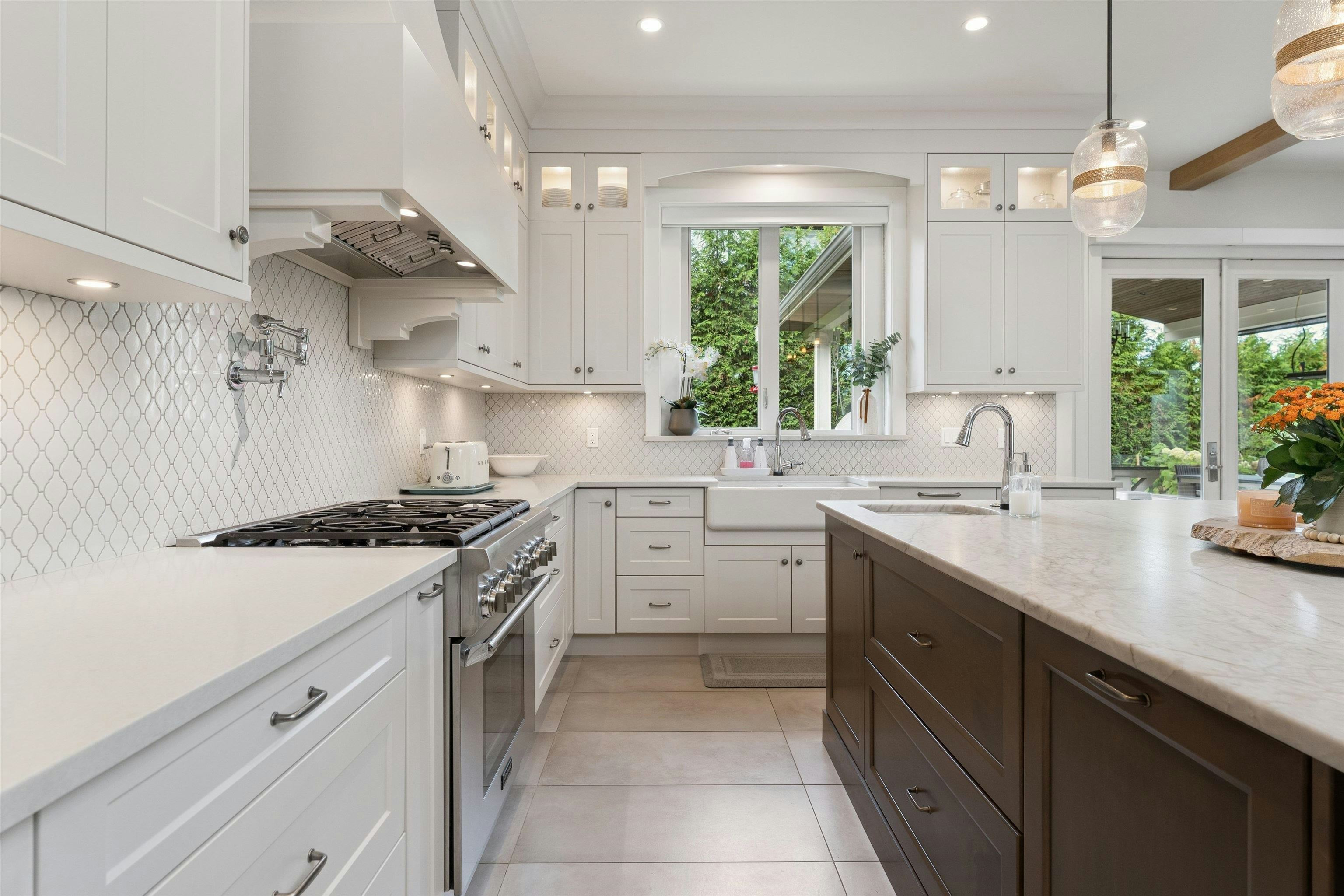 7863 Walmsley Court, Burnaby, BC, V5E 3X3 - 11