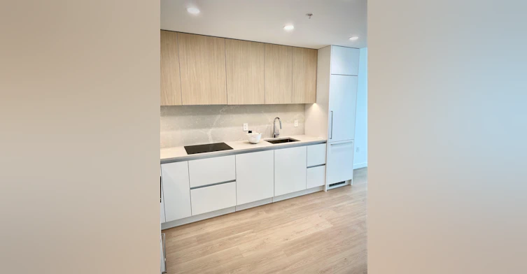 202-588 Harrison Drive, Coquitlam, BC, V3J 3Z6 - 2