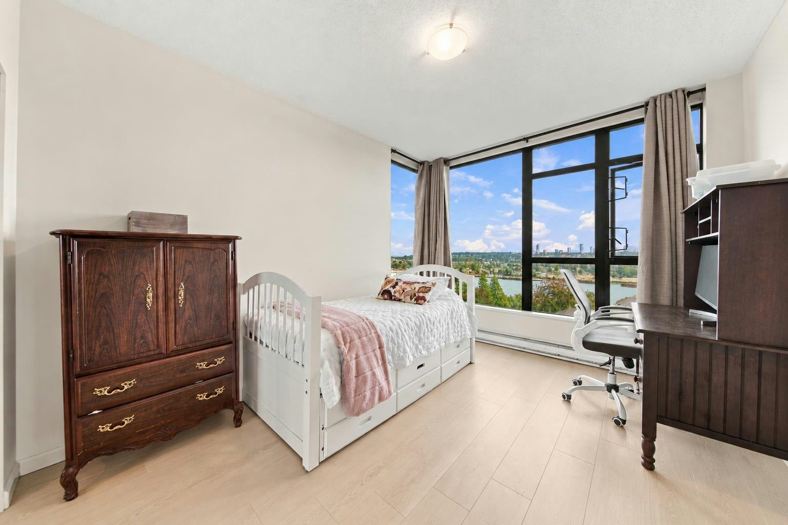 903-15 E Royal Avenue, New Westminster, BC, V3L 0A9 - 22