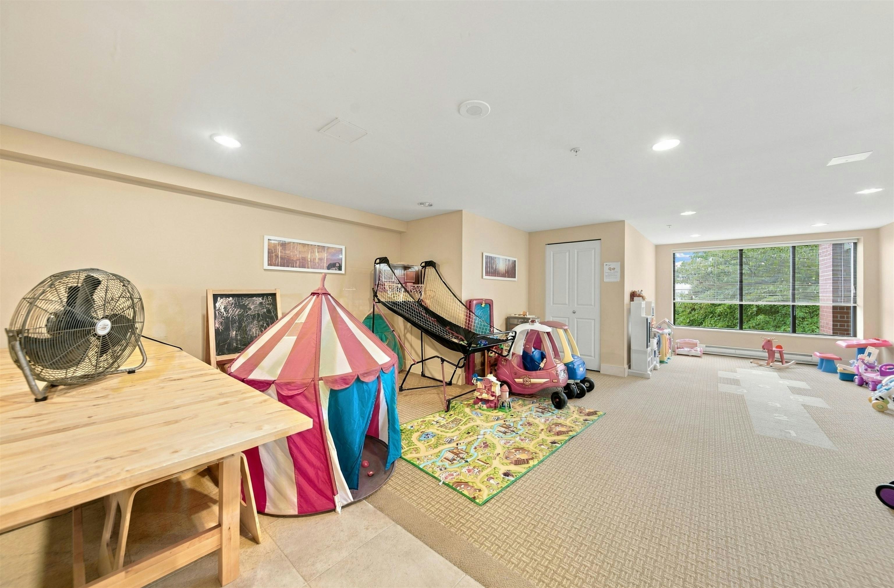 903-15 E Royal Avenue, New Westminster, BC, V3L 0A9 - 27