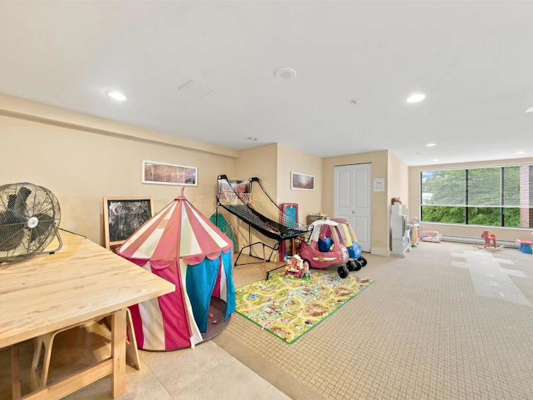 903-15 E Royal Avenue, New Westminster, BC, V3L 0A9 - 27