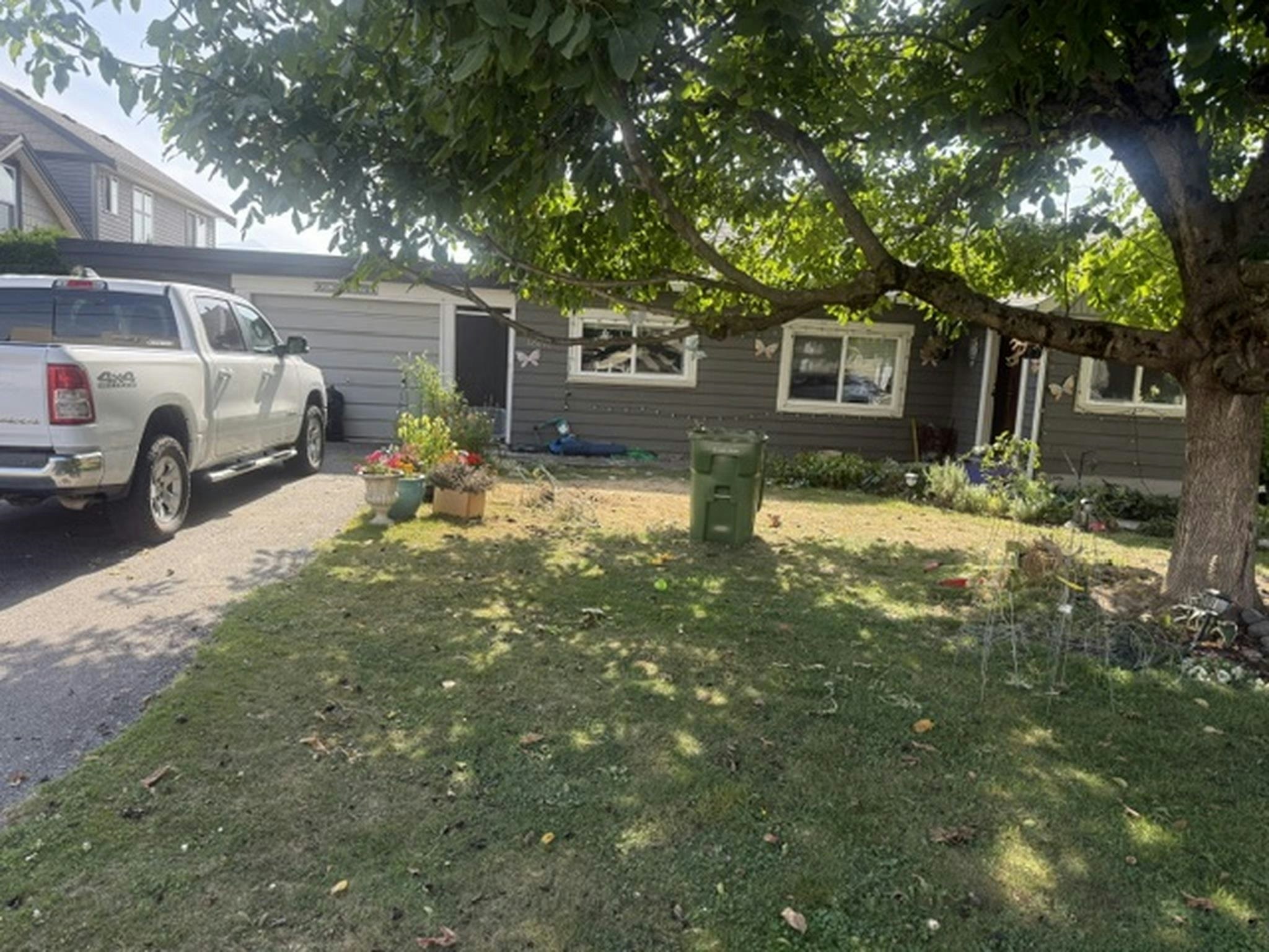 46612 Maple Avenue, Chilliwack, BC, V2P 2K2 - 2