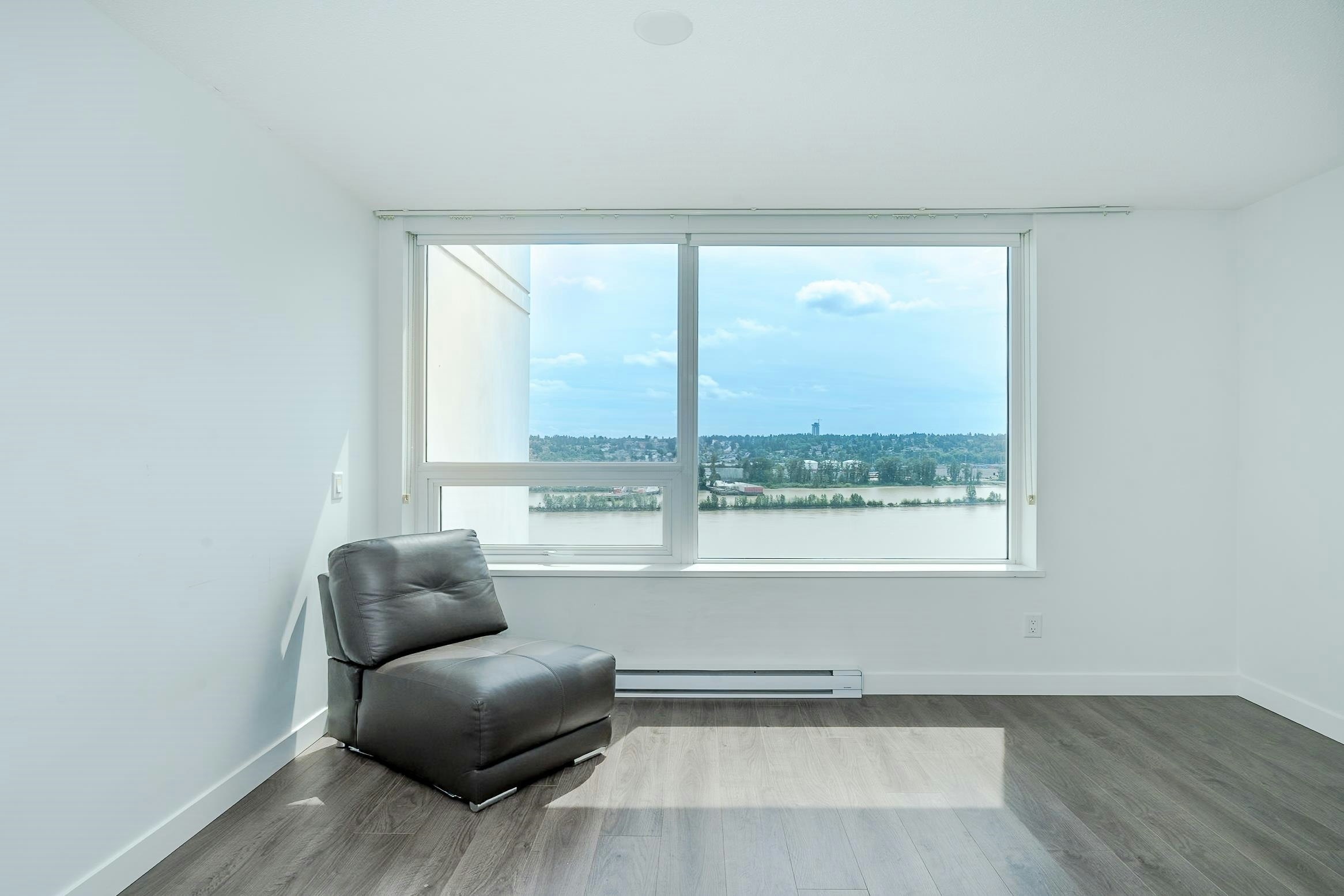1811-988 Quayside Drive, New Westminster, BC, V3M 0L5 - 16
