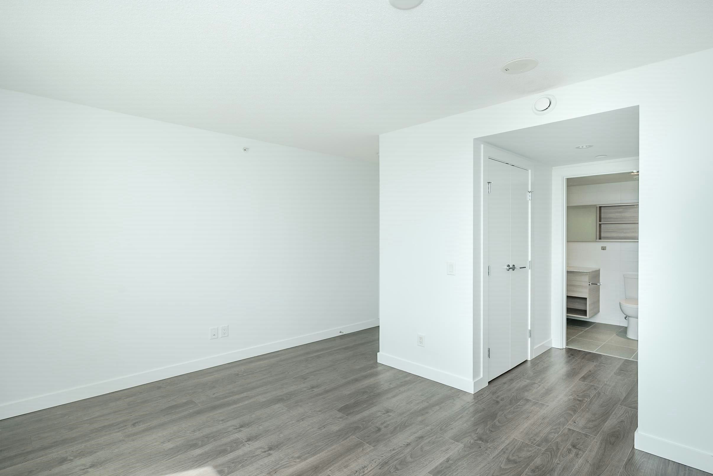 1811-988 Quayside Drive, New Westminster, BC, V3M 0L5 - 17
