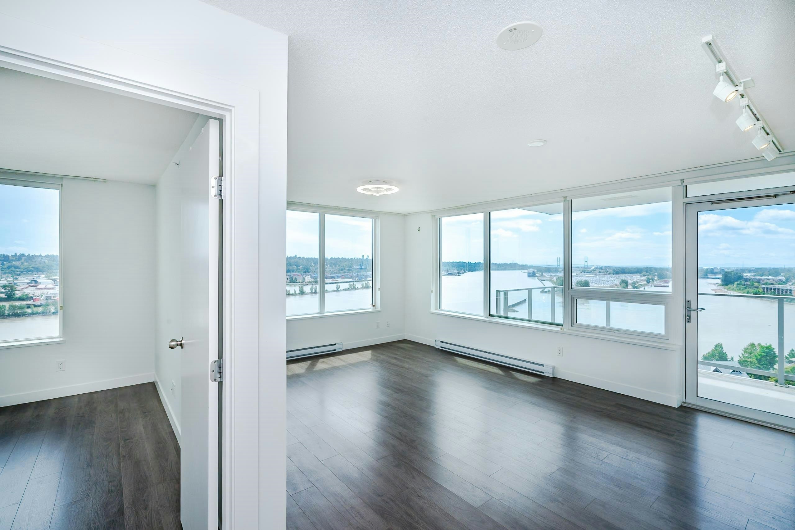 1811-988 Quayside Drive, New Westminster, BC, V3M 0L5 - 13