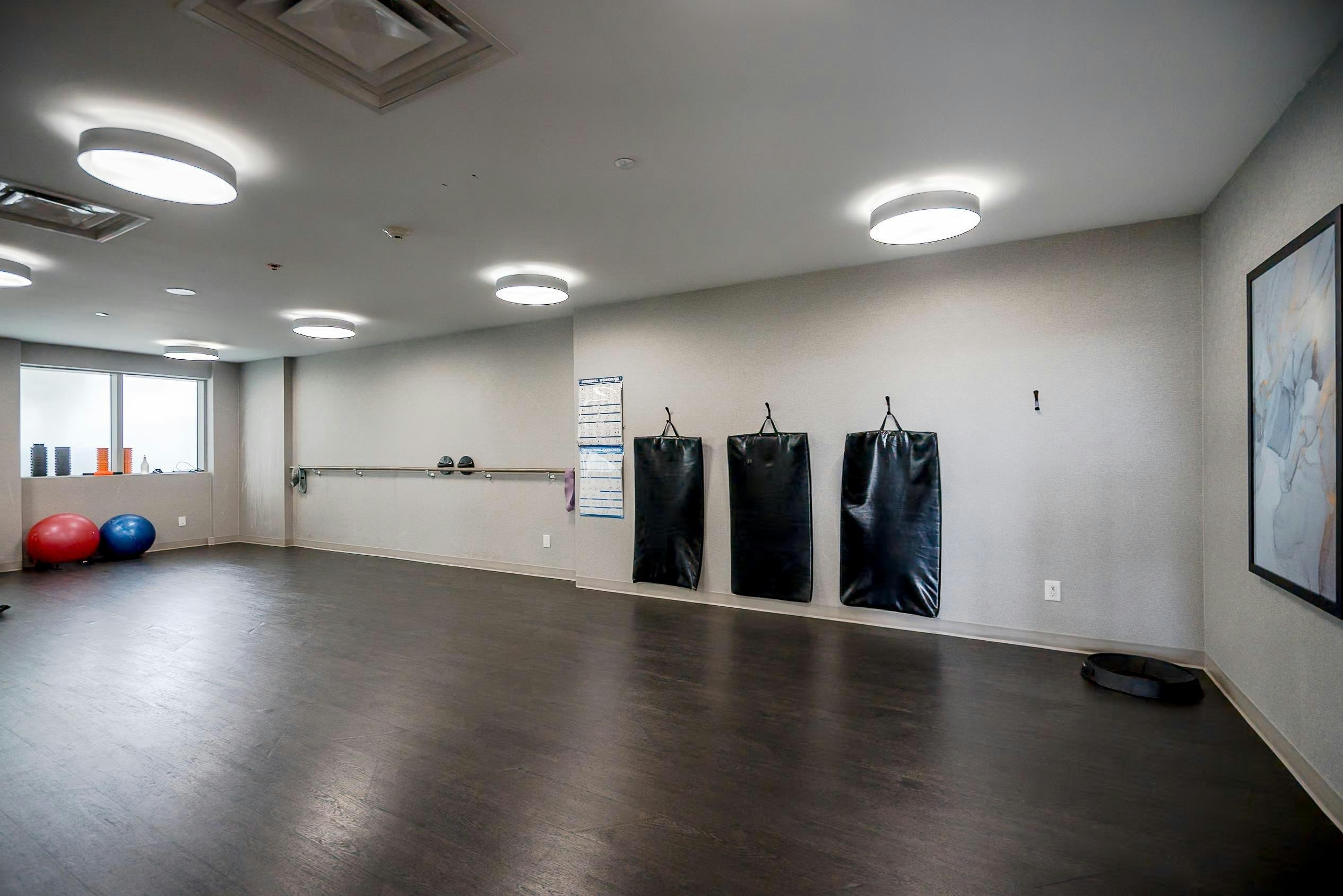 1811-988 Quayside Drive, New Westminster, BC, V3M 0L5 - 28